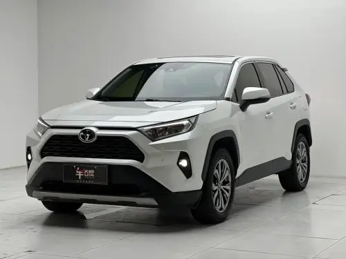 Toyota RAV4, 2024