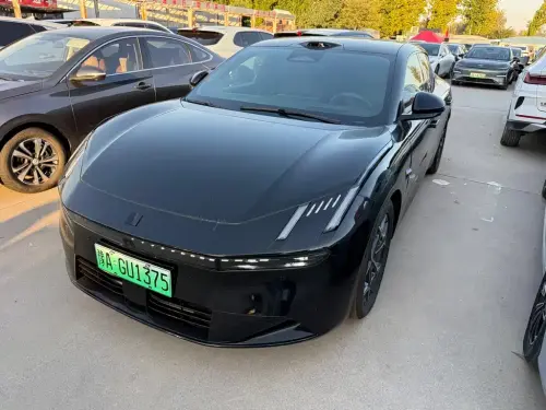 Lynk & Co 10, 2025