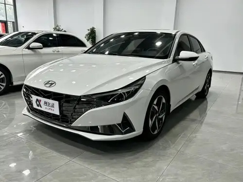 Hyundai Elantra, 2021
