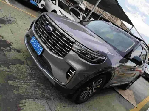 Ford Explorer, 2023