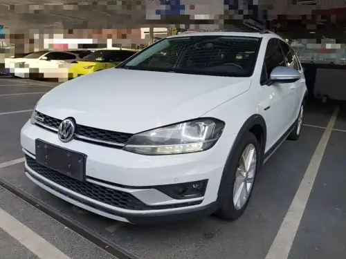 Volkswagen Golf, 2020