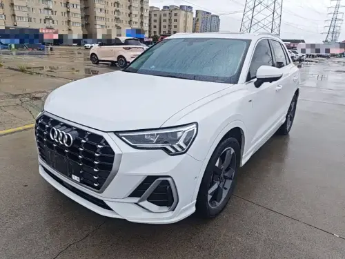 Audi Q3, 2021