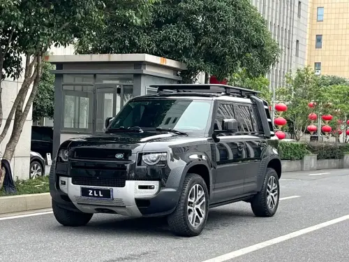 Land Rover Defender, 2022