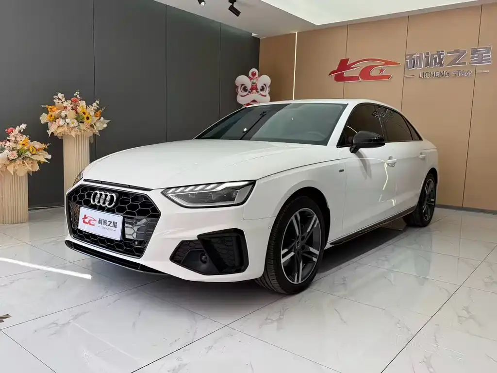 Audi A4, 2022