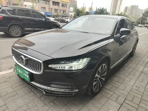 Volvo S90, 2022