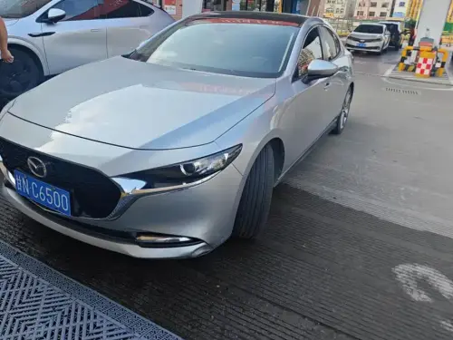 Mazda Mazda3 Axela, 2021
