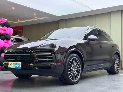 Porsche Cayenne, 2022