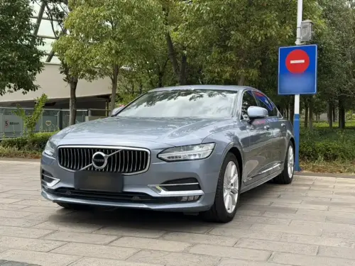 Volvo S90, 2020
