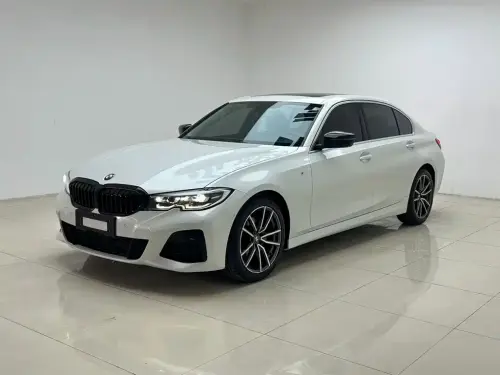 BMW 3-Series, 2020