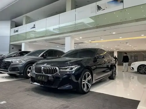 BMW 6-Series GT, 2022