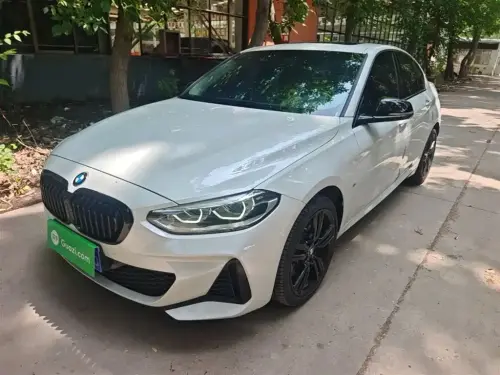 BMW 1-Series, 2022