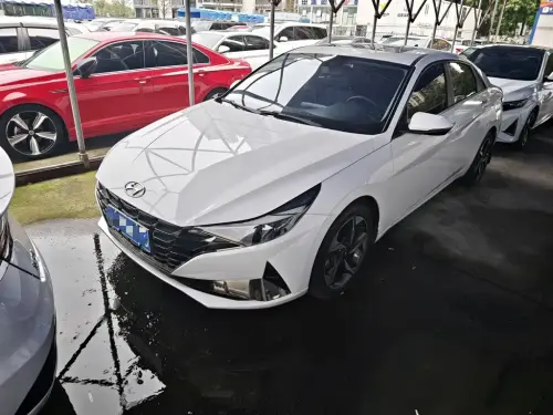 Hyundai Elantra, 2021