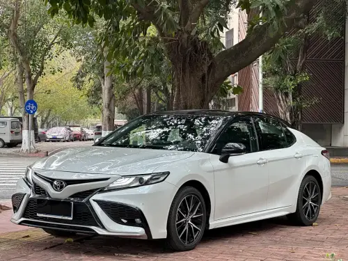 Toyota Camry, 2023