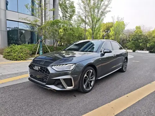 Audi A4, 2021