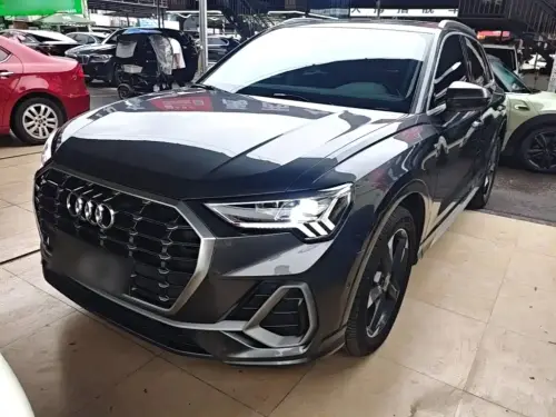 Audi Q3, 2021