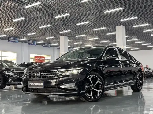 Volkswagen Magotan, 2023