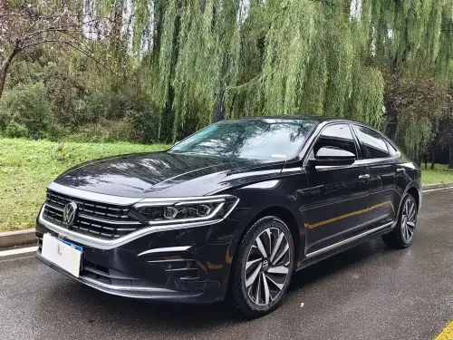 Volkswagen Passat, 2023
