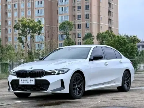 BMW 3-Series, 2025