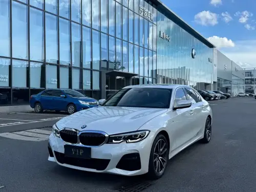 BMW 3-Series, 2021