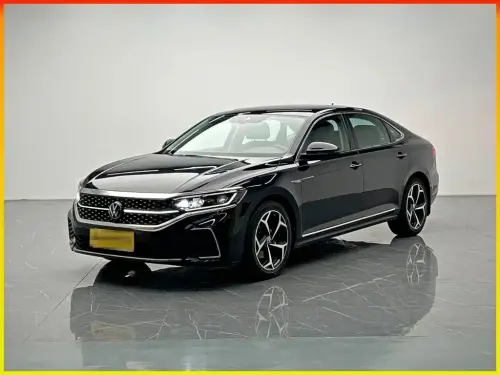 Volkswagen Passat, 2023