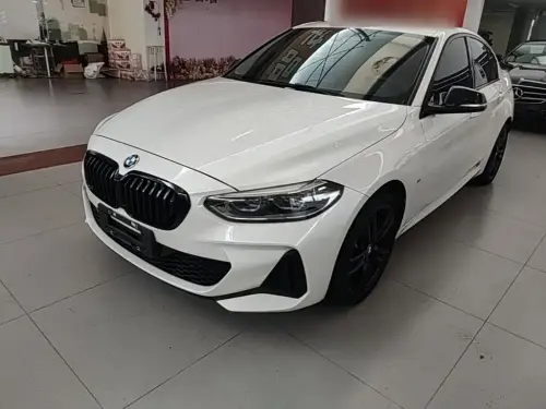 BMW 1-Series, 2021