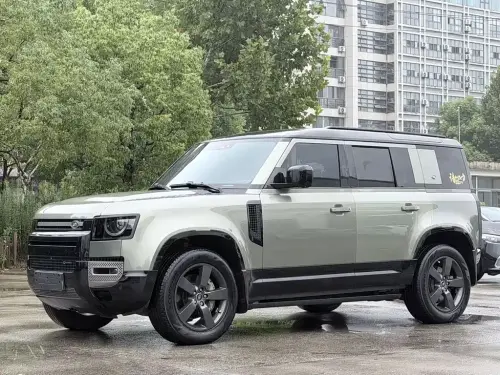 Land Rover Defender, 2021