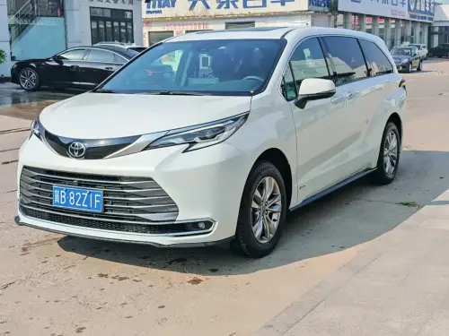 Toyota Sienna, 2026