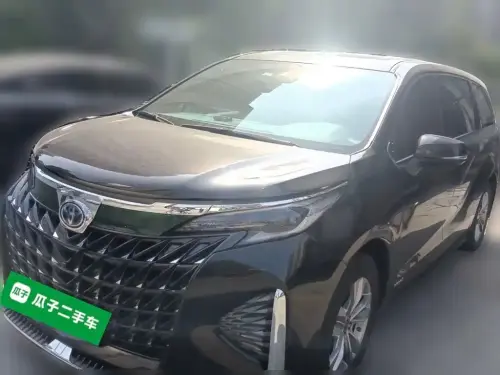 Toyota Sienna, 2023