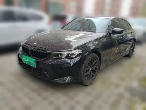 BMW 3-Series, 2025