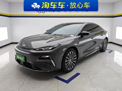Geely Galaxy Xingyao 8, 2025