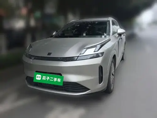 Lynk & Co 08, 2024