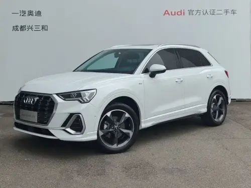 Audi Q3, 2022