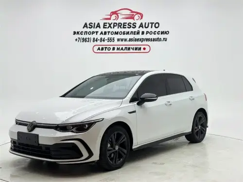 Volkswagen Golf, 2022