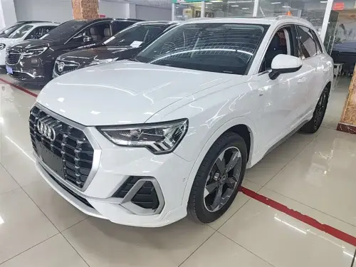 Audi Q3, 2021
