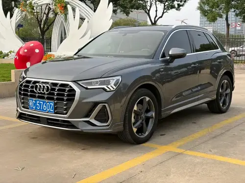 Audi Q3, 2022