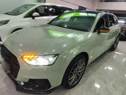 Audi A4, 2022