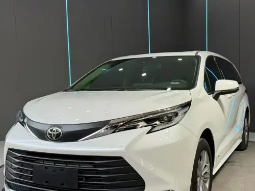 Toyota Sienna, 2024