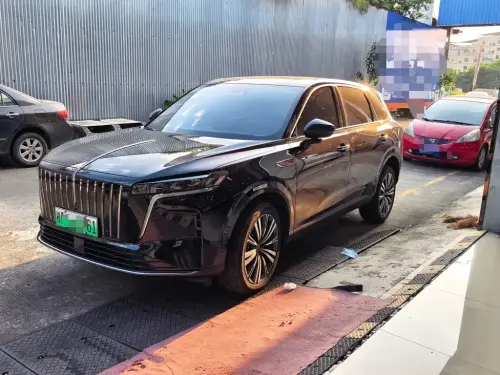 Hongqi HS6, 2026