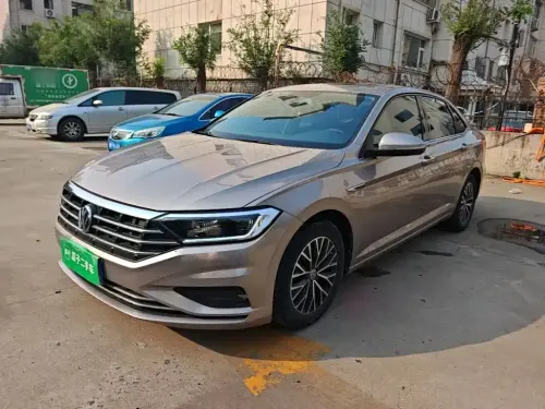 Volkswagen Sagitar, 2020