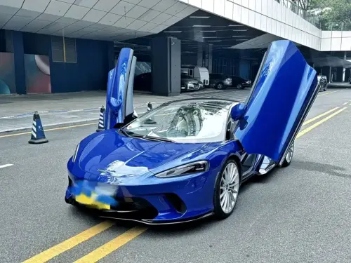 McLaren GT, 2023