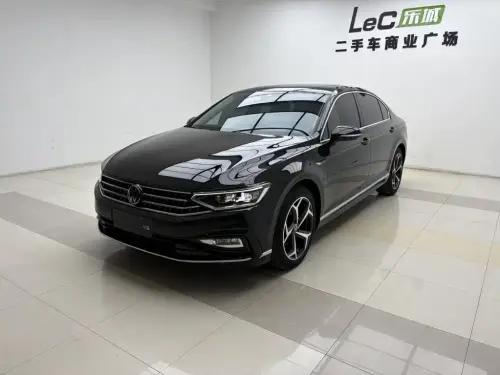 Volkswagen Magotan, 2025