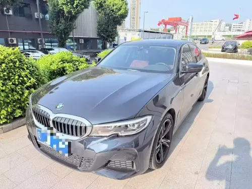 BMW 3-Series, 2021