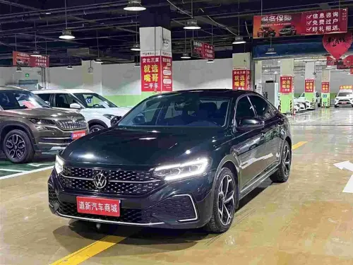 Volkswagen Passat, 2025