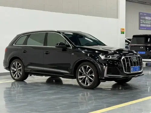 Audi Q7, 2022