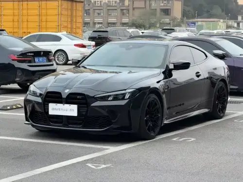 BMW 4-Series M, 2025