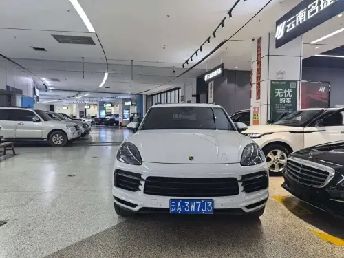 Porsche Cayenne, 2020