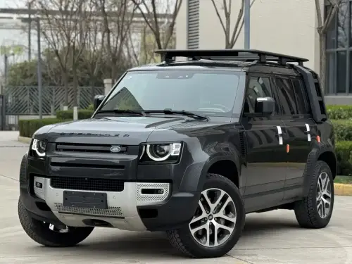 Land Rover Defender, 2024
