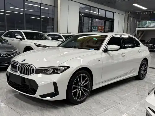 BMW 3-Series, 2023