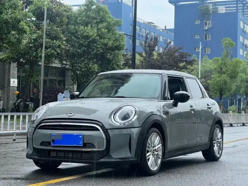 Mini MINI, 2022