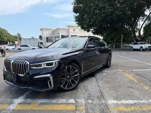 BMW 7-Series, 2021